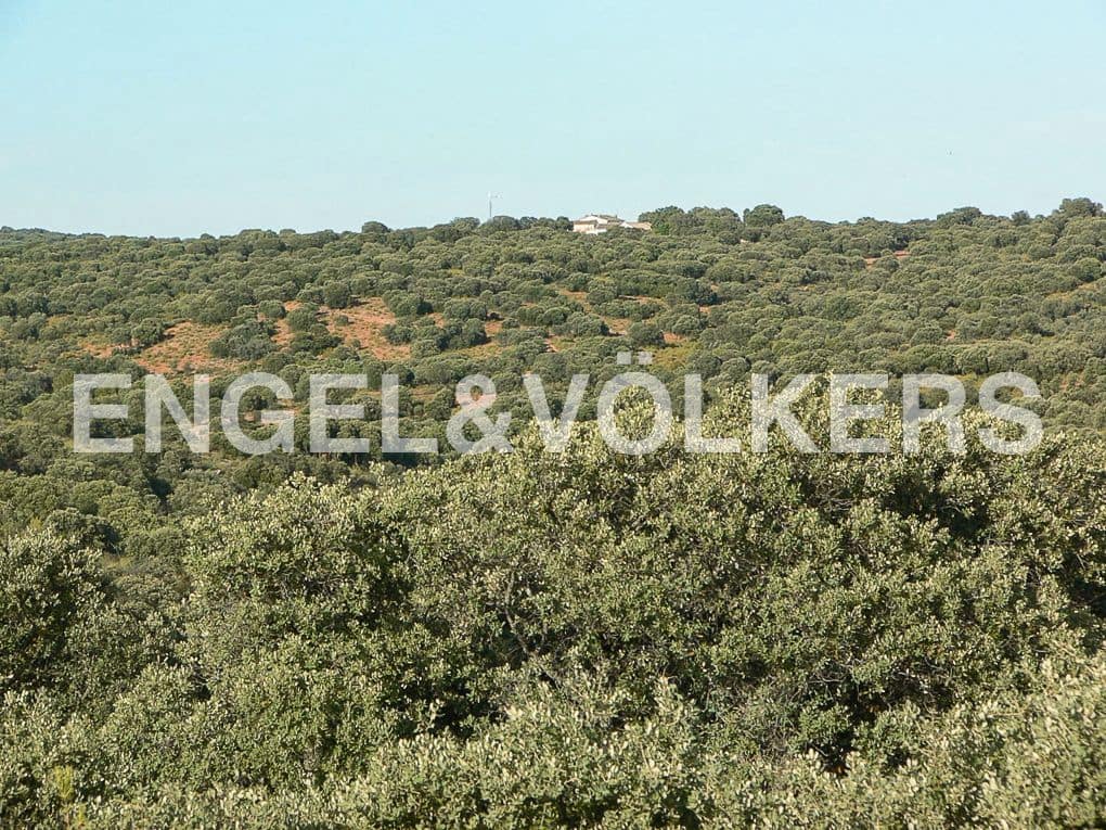 Building Plot for sale in Alhambra - € 1,450,000 (Ref: 8235510)