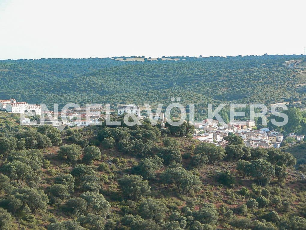 Building Plot for sale in Alhambra - € 1,450,000 (Ref: 8235510)