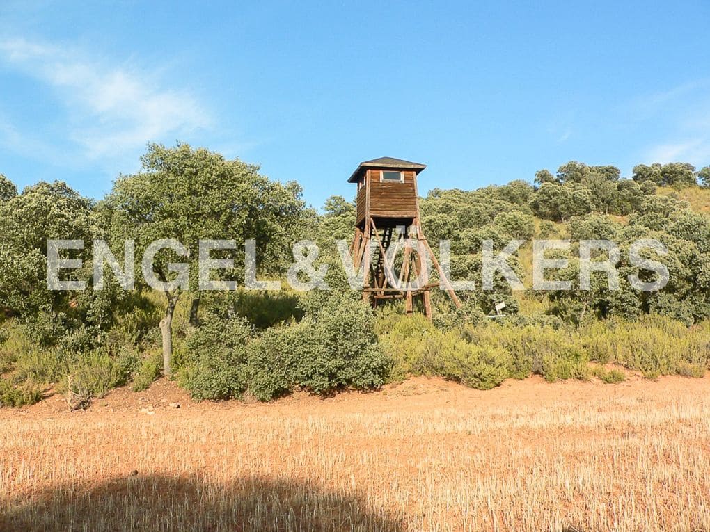 Building Plot for sale in Alhambra - € 1,450,000 (Ref: 8235510)