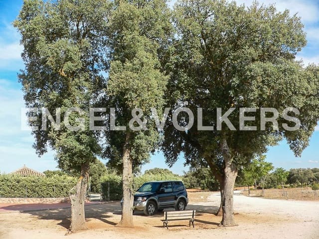 Tontti myytävänä paikassa Alhambra - 1 450 000 € (Ref: 8235510)