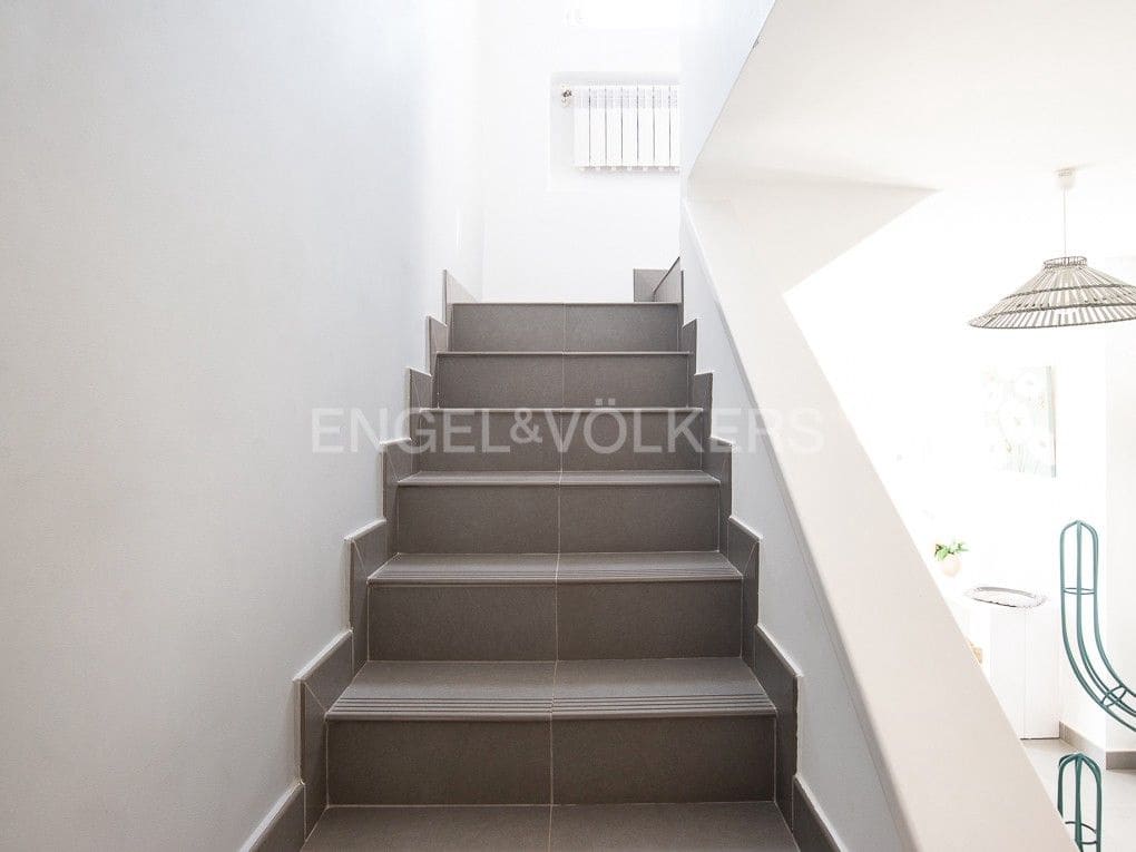 Chalet de 6 habitaciones en Benicàssim en venta con piscina - 680.000 € (Ref: 8235517)