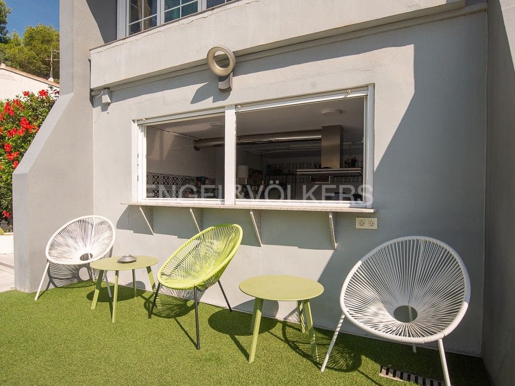 Chalet de 6 habitaciones en Benicàssim en venta con piscina - 680.000 € (Ref: 8235517)
