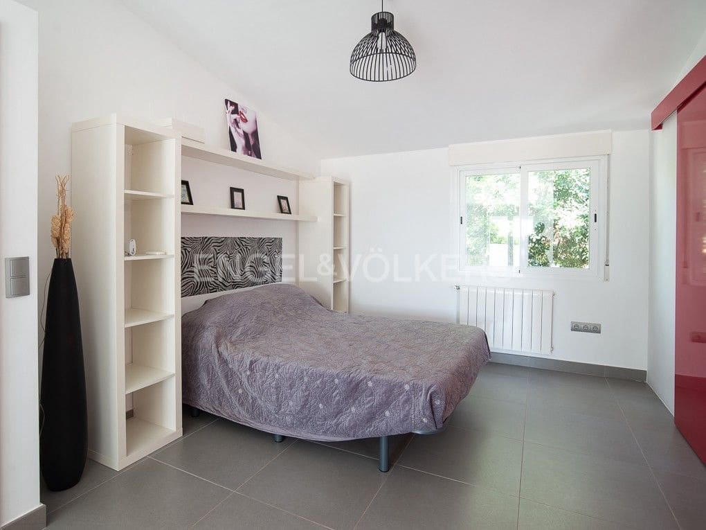 Chalet de 6 habitaciones en Benicàssim en venta con piscina - 680.000 € (Ref: 8235517)