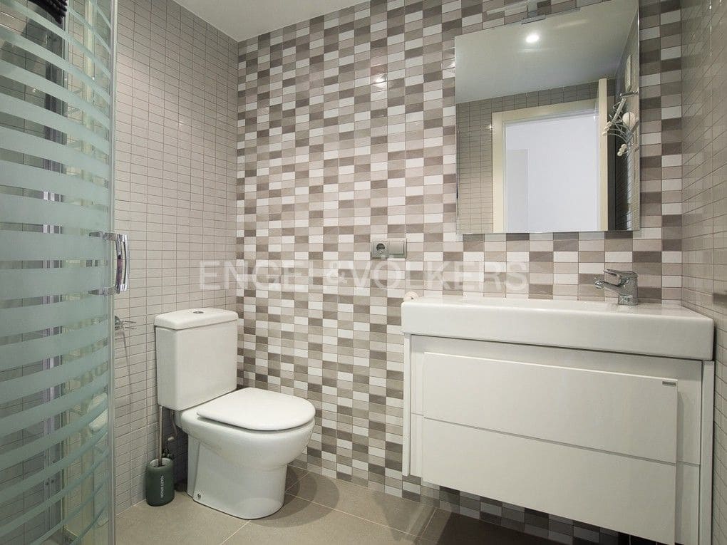 Chalet de 6 habitaciones en Benicàssim en venta con piscina - 680.000 € (Ref: 8235517)
