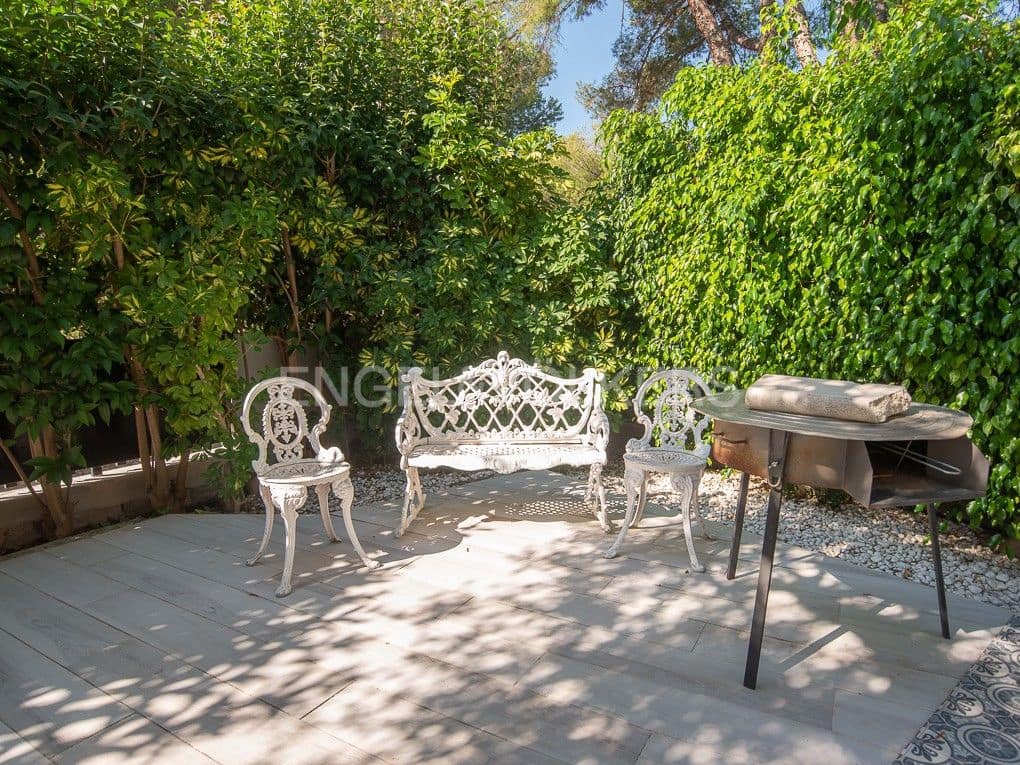 Chalet de 6 habitaciones en Benicàssim en venta con piscina - 680.000 € (Ref: 8235517)