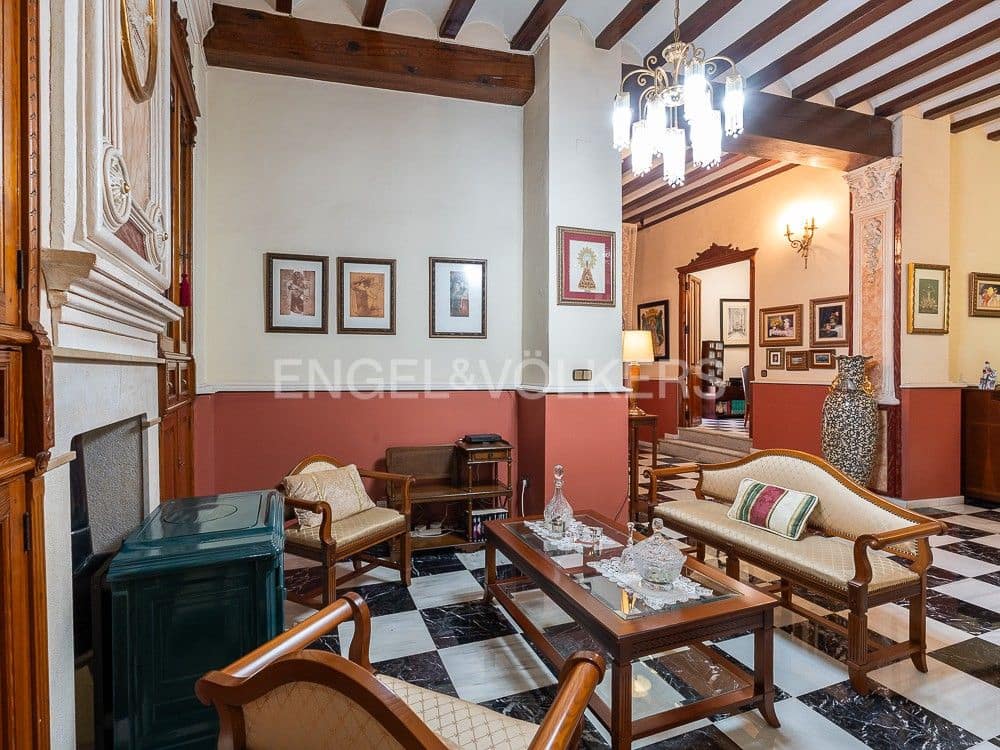 4 bedroom Villa for sale in Albalat de la Ribera with garage - € 399,000 (Ref: 8235519)