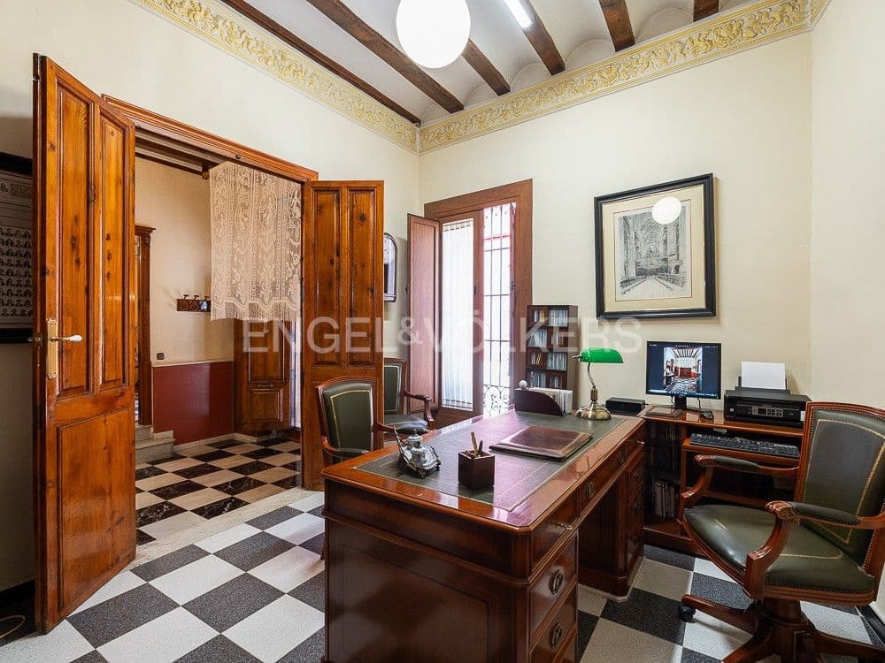 4 bedroom Villa for sale in Albalat de la Ribera with garage - € 399,000 (Ref: 8235519)