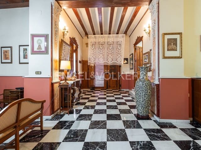 4 bedroom Villa for sale in Albalat de la Ribera with garage - € 399,000 (Ref: 8235519)