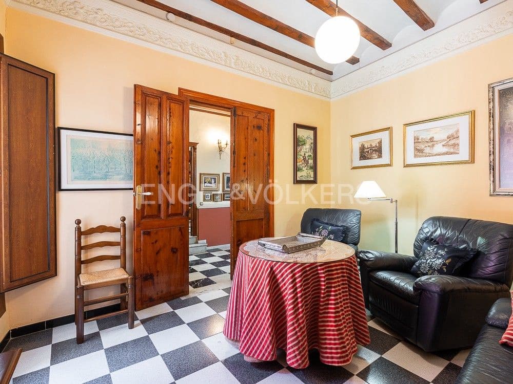 4 bedroom Villa for sale in Albalat de la Ribera with garage - € 399,000 (Ref: 8235519)