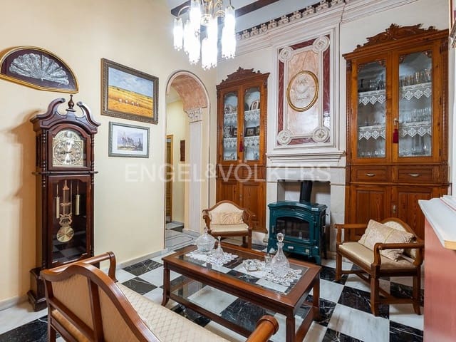 4 bedroom Villa for sale in Albalat de la Ribera with garage - € 399,000 (Ref: 8235519)