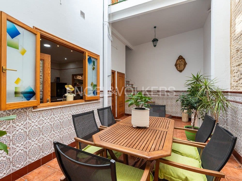 4 bedroom Villa for sale in Albalat de la Ribera with garage - € 399,000 (Ref: 8235519)