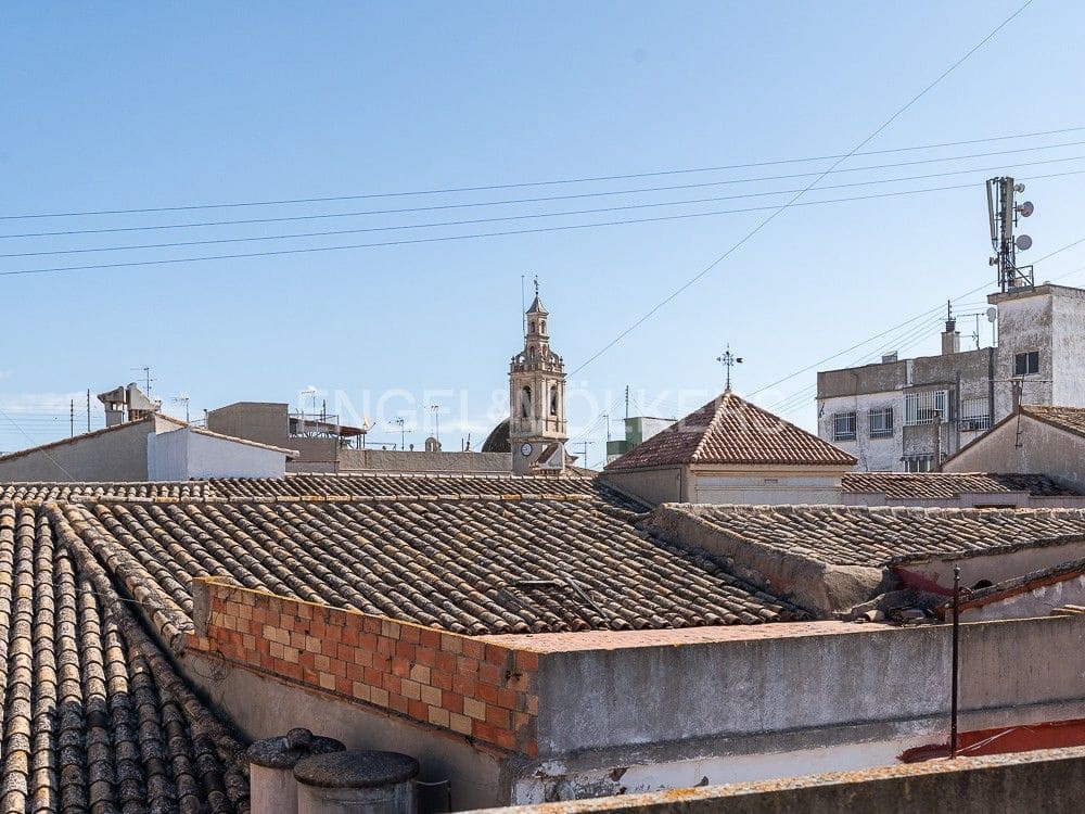 4 bedroom Villa for sale in Albalat de la Ribera with garage - € 399,000 (Ref: 8235519)