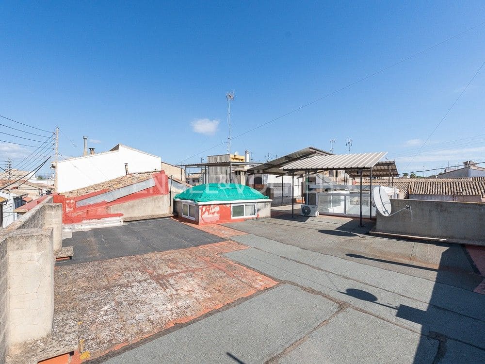 4 bedroom Villa for sale in Albalat de la Ribera with garage - € 399,000 (Ref: 8235519)