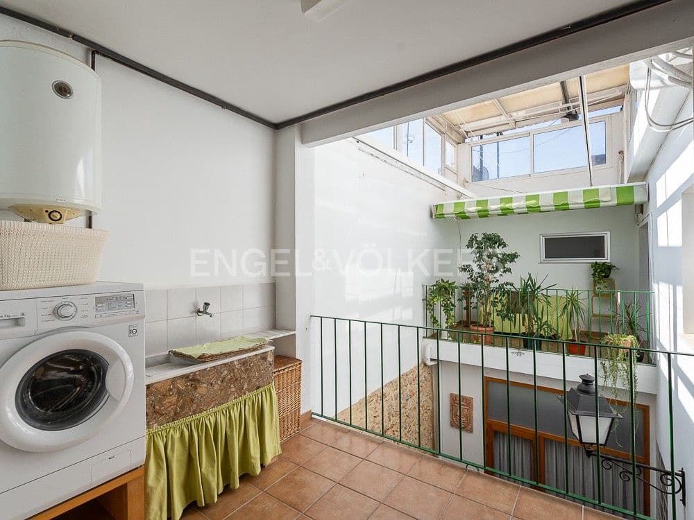 4 bedroom Villa for sale in Albalat de la Ribera with garage - € 399,000 (Ref: 8235519)