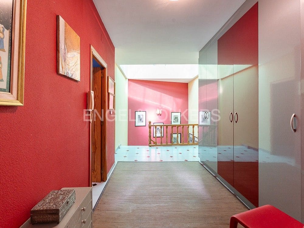 4 bedroom Villa for sale in Albalat de la Ribera with garage - € 399,000 (Ref: 8235519)