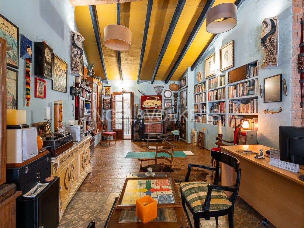 4 bedroom Villa for sale in Albalat de la Ribera with garage - € 399,000 (Ref: 8235519)