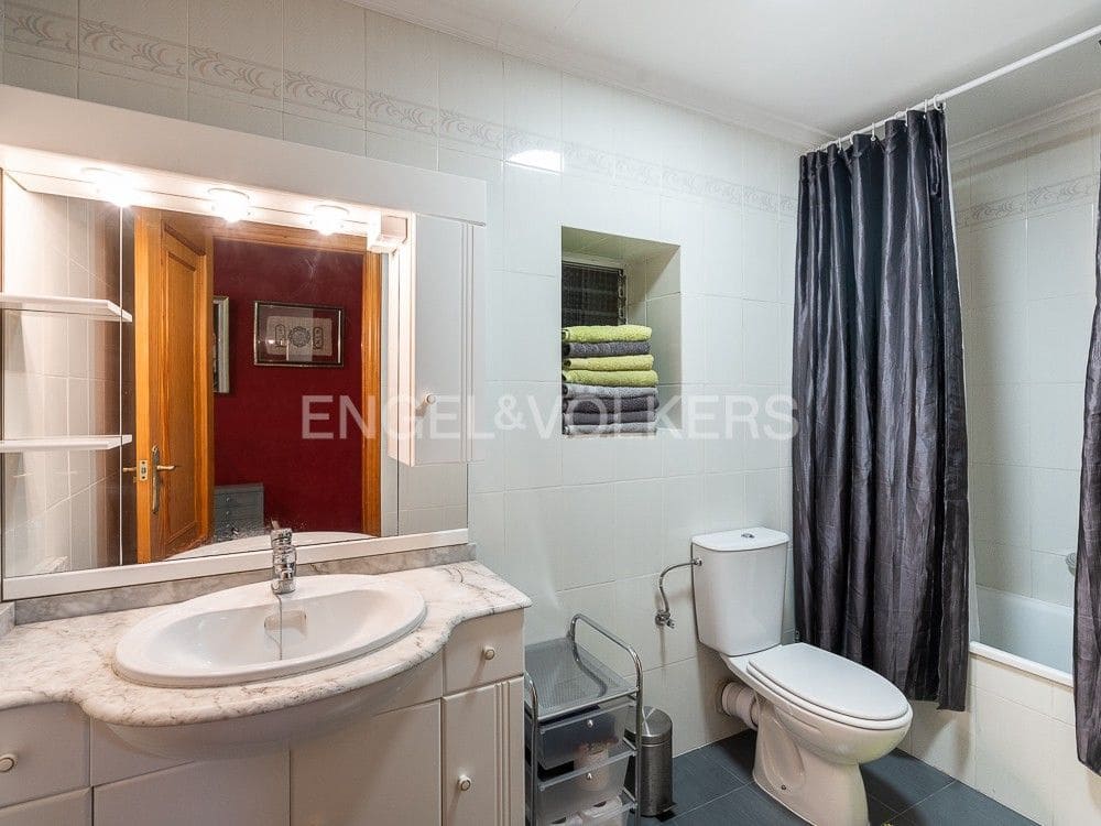 4 bedroom Villa for sale in Albalat de la Ribera with garage - € 399,000 (Ref: 8235519)