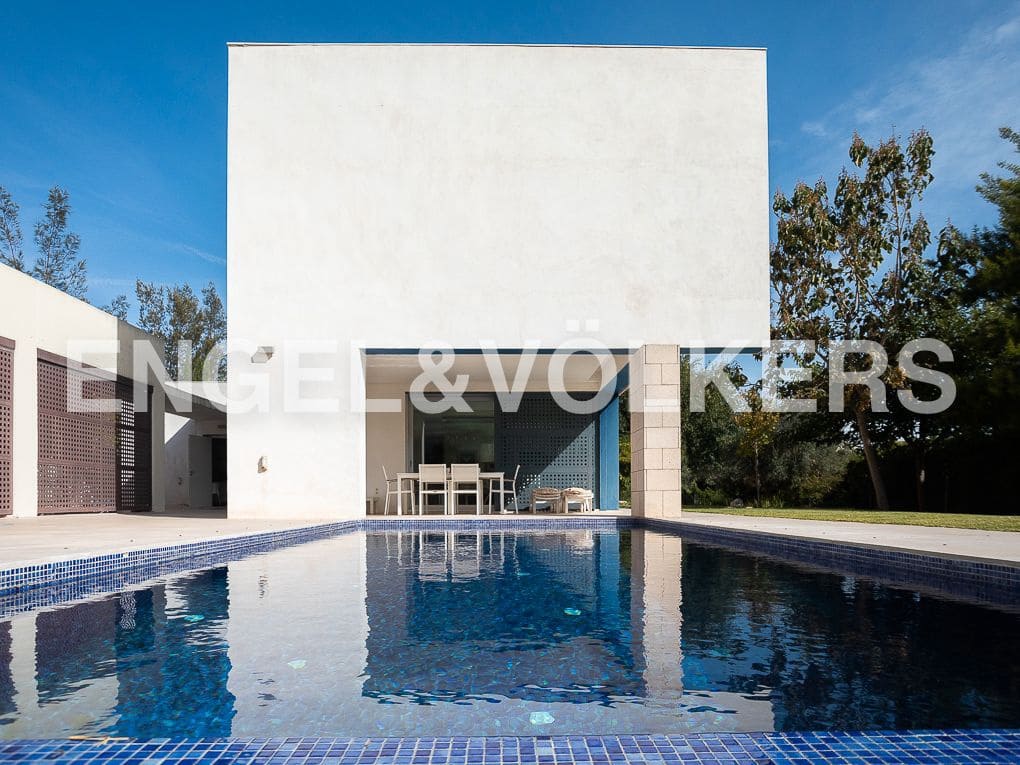 10 slaapkamer Villa te koop in Rugat met zwembad garage - € 1.800.000 (Ref: 8235522)