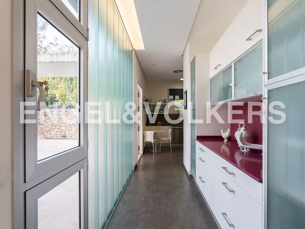 10 slaapkamer Villa te koop in Rugat met zwembad garage - € 1.800.000 (Ref: 8235522)