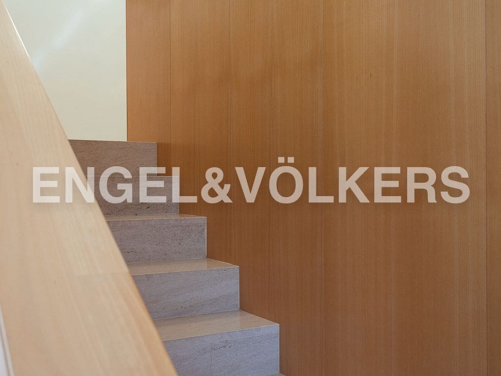 10 slaapkamer Villa te koop in Rugat met zwembad garage - € 1.800.000 (Ref: 8235522)