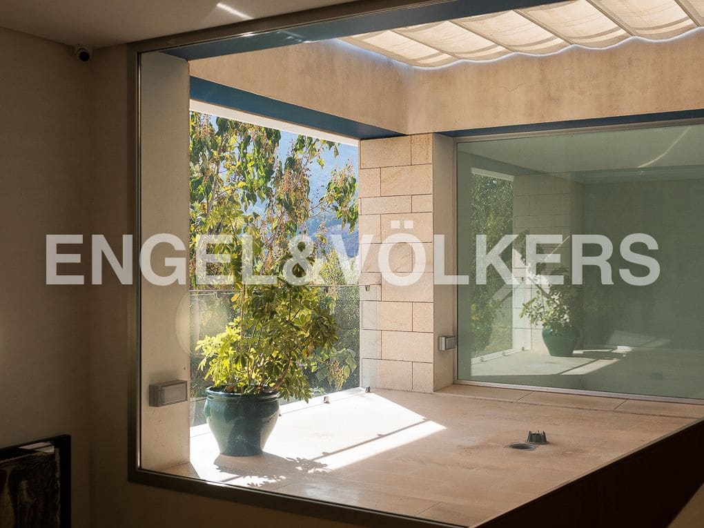 10 slaapkamer Villa te koop in Rugat met zwembad garage - € 1.800.000 (Ref: 8235522)