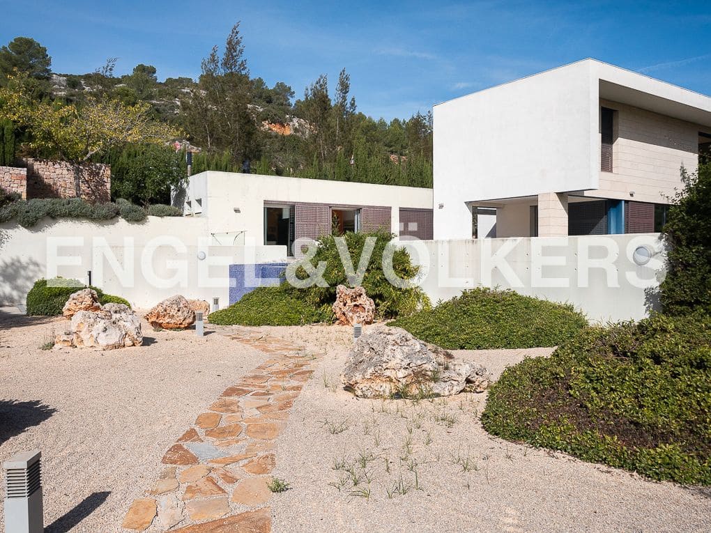 10 slaapkamer Villa te koop in Rugat met zwembad garage - € 1.800.000 (Ref: 8235522)