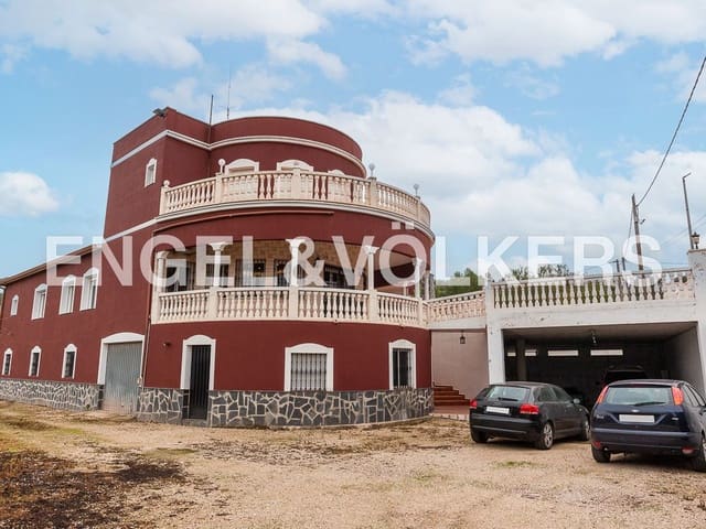 4 bedroom Villa for sale in Barxeta with pool garage - € 380,000 (Ref: 8235543)