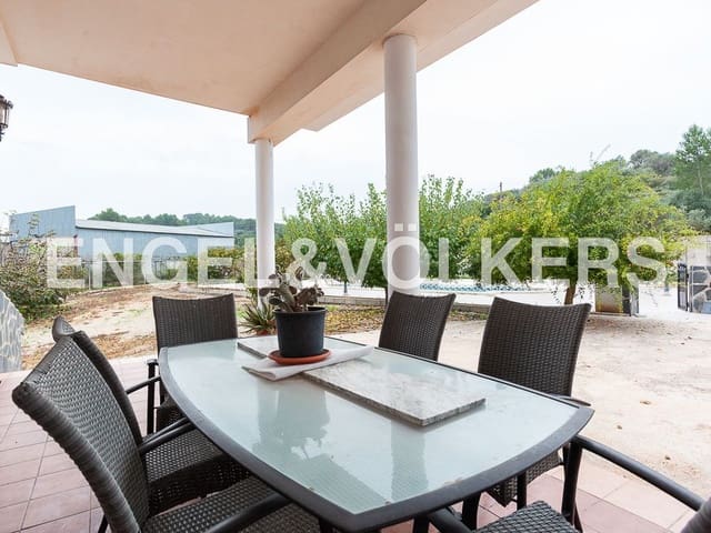 4 bedroom Villa for sale in Barxeta with pool garage - € 380,000 (Ref: 8235543)