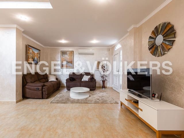 5 soverom Villa til salgs i La Vega - Marenyet, Cullera med svømmebasseng garasje - € 900 000 (Ref: 8235564)
