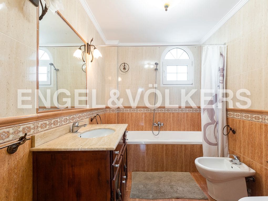 5 sypialnia Willa na sprzedaż w Cullera z basenem garażem - 900 000 € (Ref: 8235564)