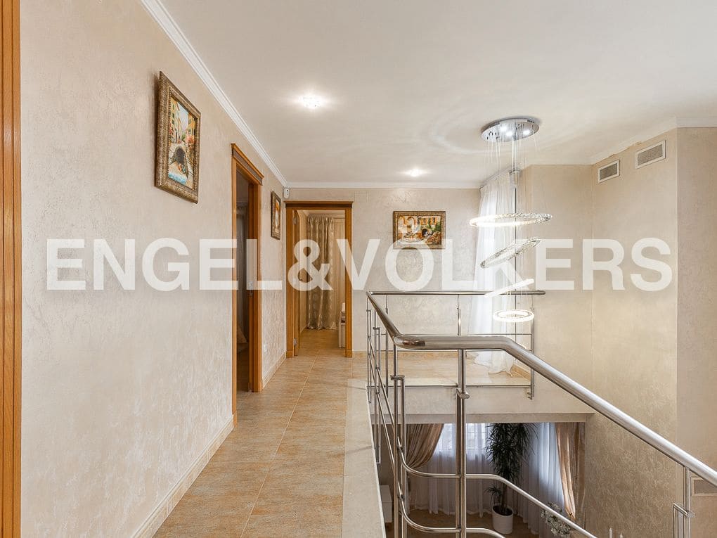 5 sypialnia Willa na sprzedaż w Cullera z basenem garażem - 900 000 € (Ref: 8235564)