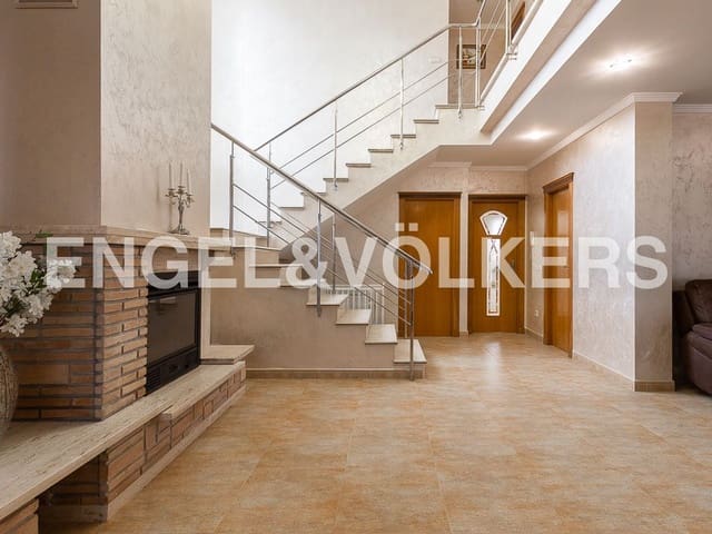 5 soverom Villa til salgs i La Vega - Marenyet, Cullera med svømmebasseng garasje - € 900 000 (Ref: 8235564)