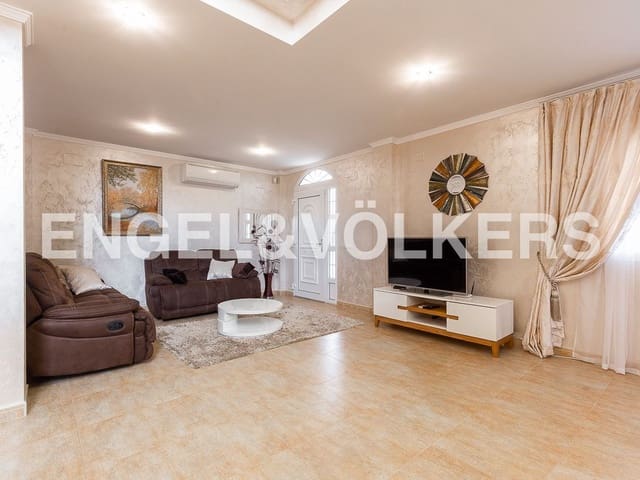 5 soverom Villa til salgs i La Vega - Marenyet, Cullera med svømmebasseng garasje - € 900 000 (Ref: 8235564)