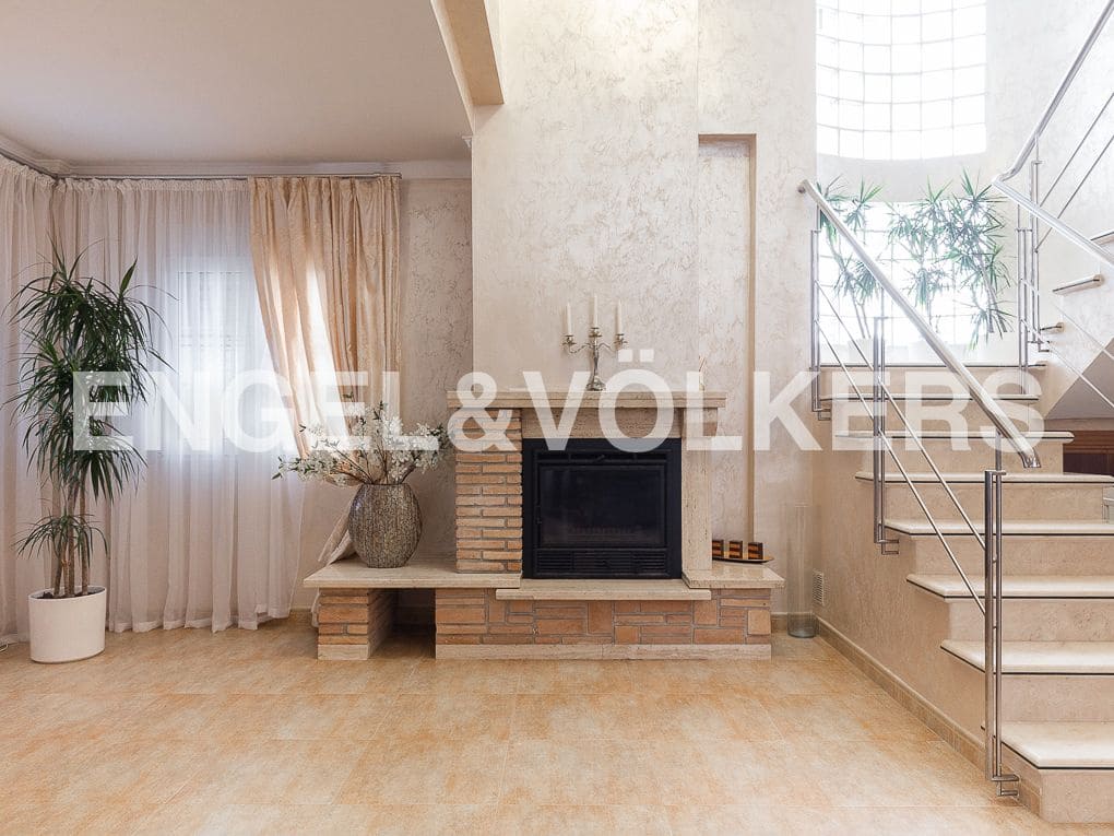 5 sypialnia Willa na sprzedaż w Cullera z basenem garażem - 900 000 € (Ref: 8235564)