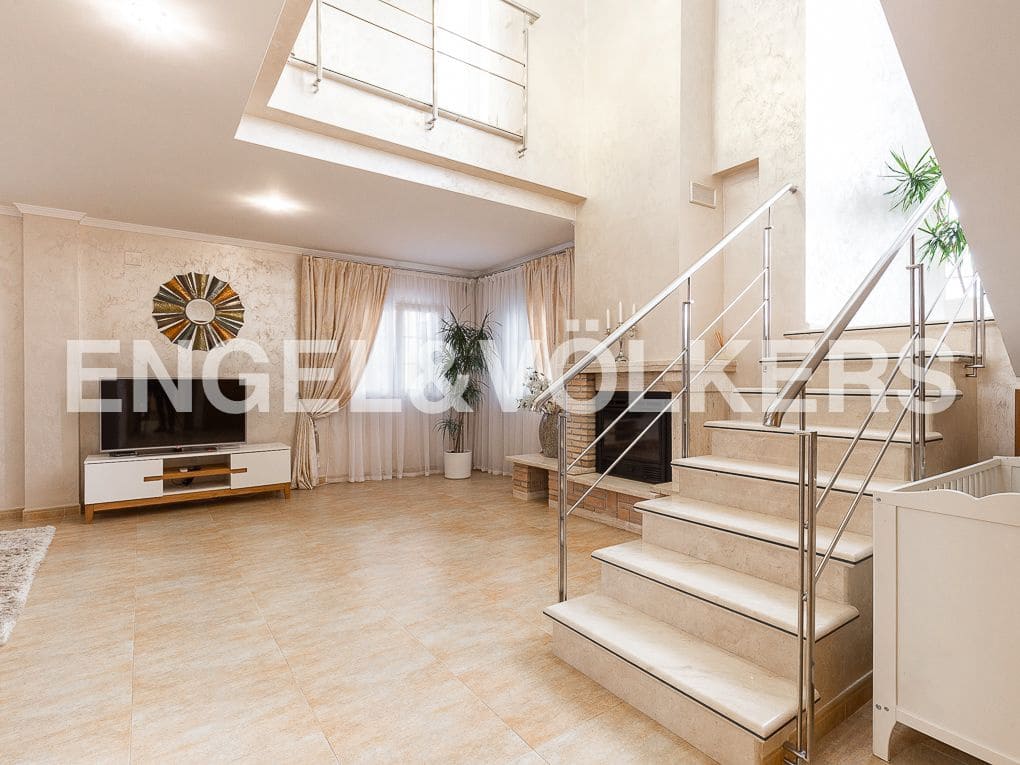 5 sypialnia Willa na sprzedaż w Cullera z basenem garażem - 900 000 € (Ref: 8235564)