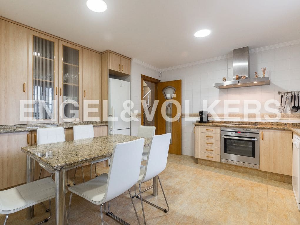 5 sypialnia Willa na sprzedaż w Cullera z basenem garażem - 900 000 € (Ref: 8235564)