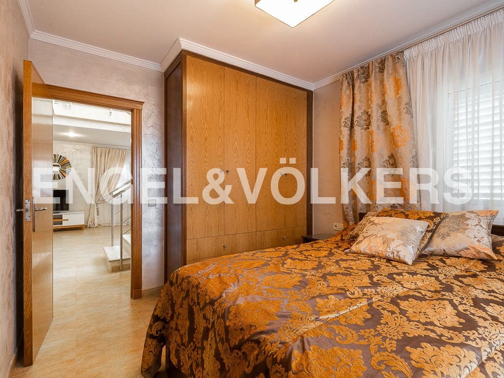 5 sypialnia Willa na sprzedaż w Cullera z basenem garażem - 900 000 € (Ref: 8235564)