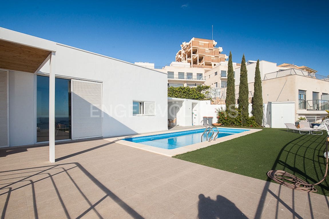 4 bedroom Villa for sale in Faro de Cullera with pool garage - € 890,000 (Ref: 8235565)