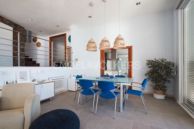 4 bedroom Villa for sale in Faro de Cullera, Cullera with pool garage - € 890,000 (Ref: 8235565)