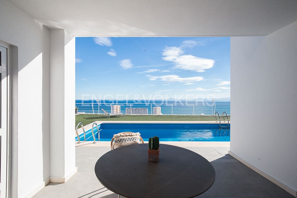 4 bedroom Villa for sale in Faro de Cullera with pool garage - € 890,000 (Ref: 8235565)