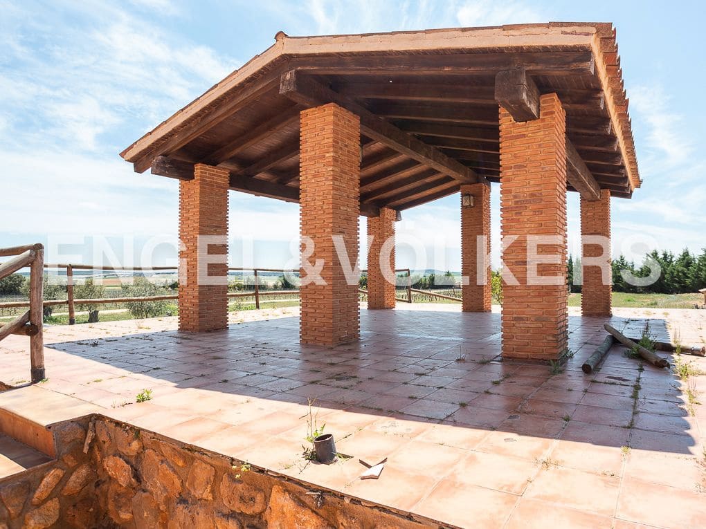 3 Zimmer Finca/Landgut zu verkaufen in Chinchilla de Monte-Aragon mit Pool - 2.700.000 € (Ref: 8235566)