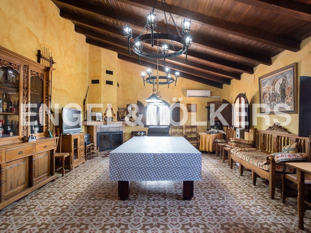 3 Zimmer Finca/Landgut zu verkaufen in Chinchilla de Monte-Aragon mit Pool - 2.700.000 € (Ref: 8235566)
