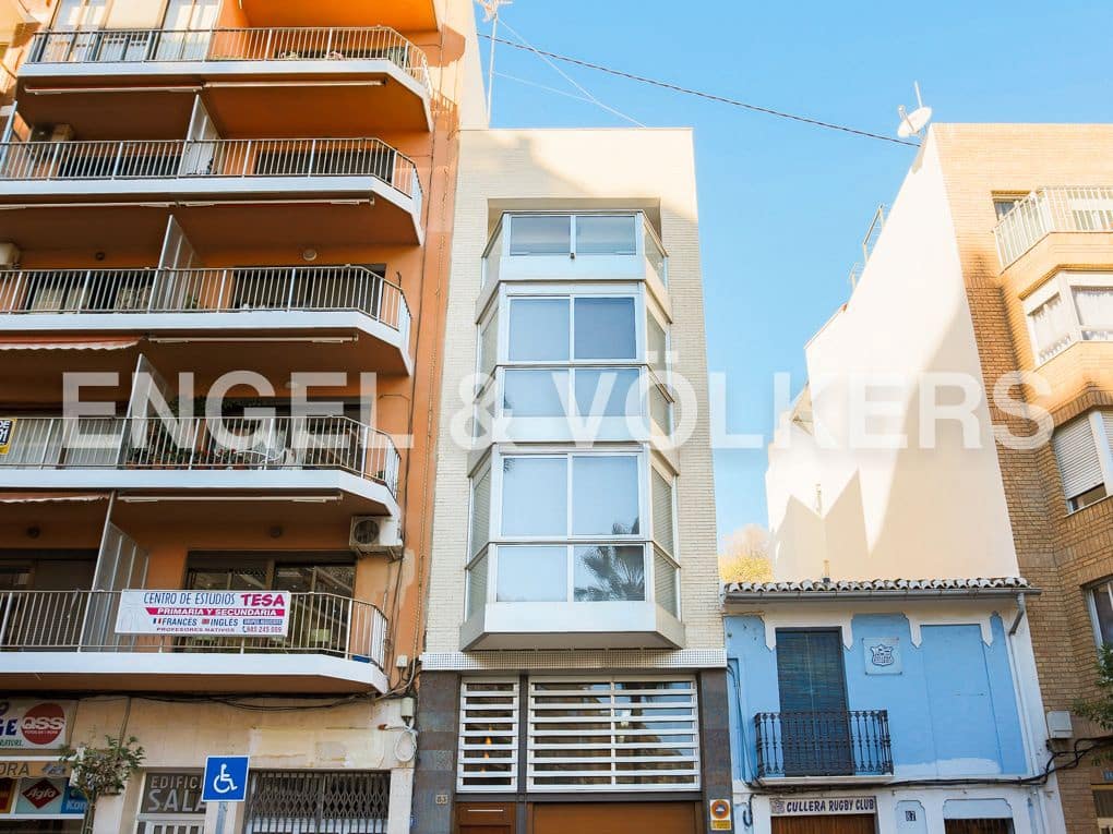 Casa de 4 habitaciones en Cullera en venta con garaje - 499.000 € (Ref: 8235567)