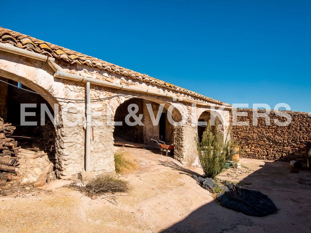 13 bedroom Finca/Country House for sale in Segorbe with pool garage - € 747,000 (Ref: 8235591)