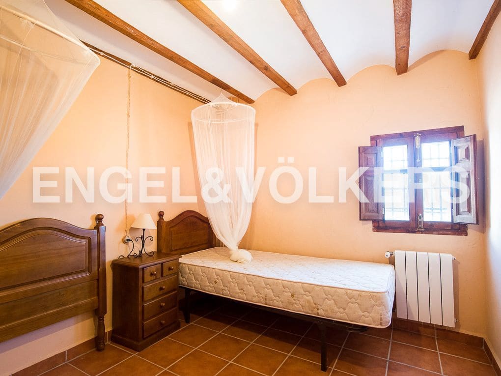 13 bedroom Finca/Country House for sale in Segorbe with pool garage - € 747,000 (Ref: 8235591)