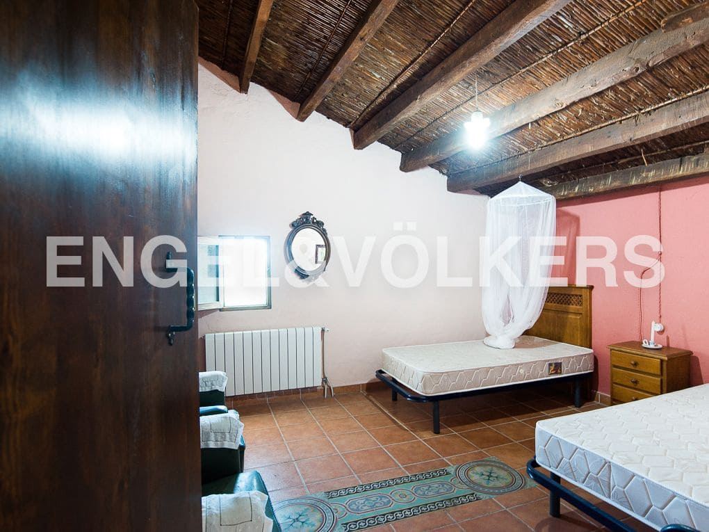 13 bedroom Finca/Country House for sale in Segorbe with pool garage - € 747,000 (Ref: 8235591)
