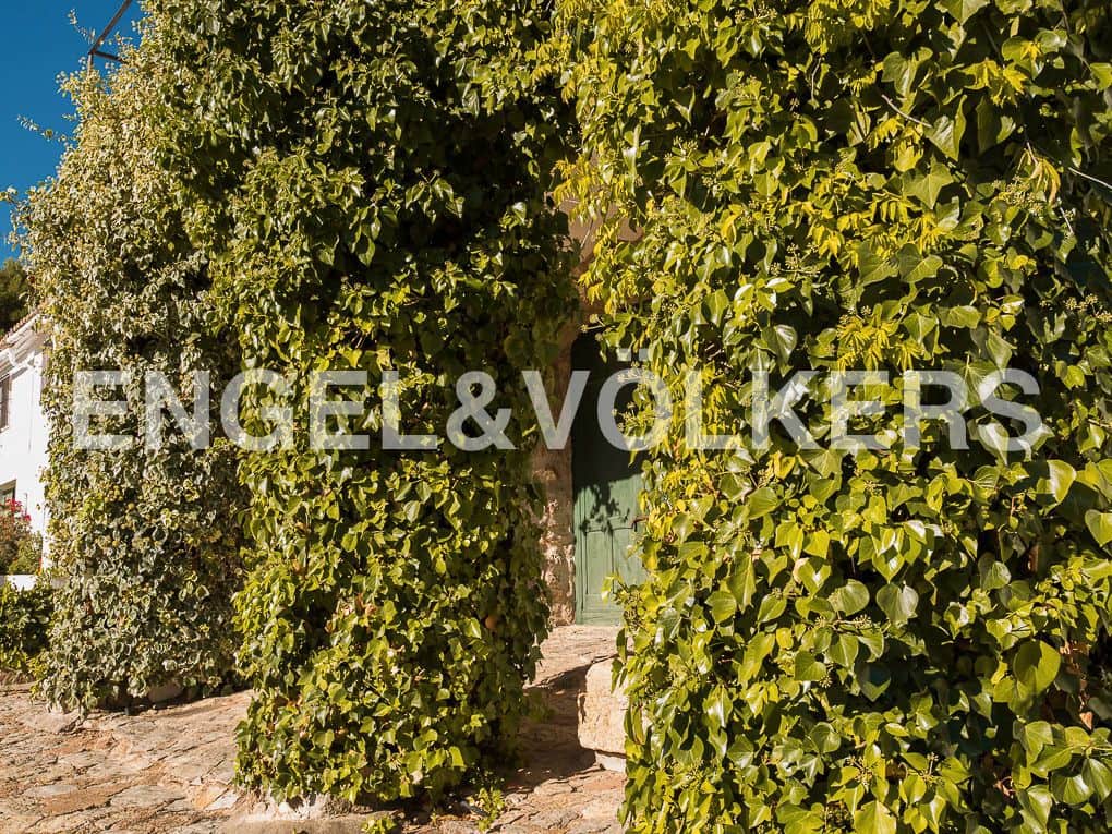 13 bedroom Finca/Country House for sale in Segorbe with pool garage - € 747,000 (Ref: 8235591)