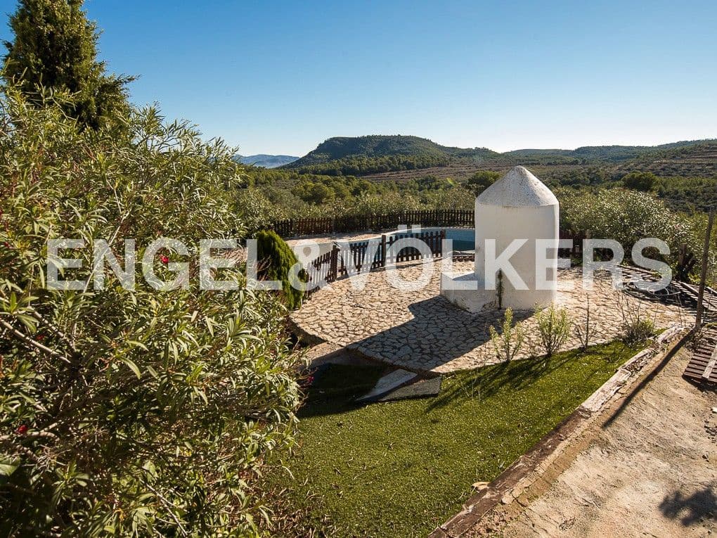13 bedroom Finca/Country House for sale in Segorbe with pool garage - € 747,000 (Ref: 8235591)