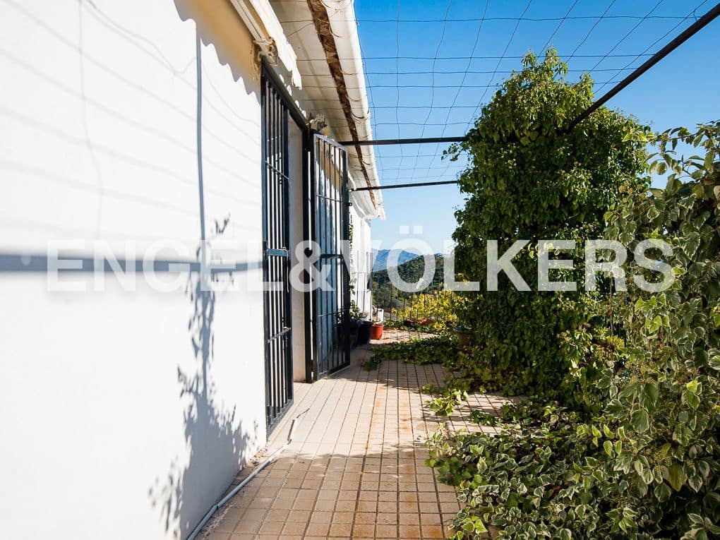 13 bedroom Finca/Country House for sale in Segorbe with pool garage - € 747,000 (Ref: 8235591)