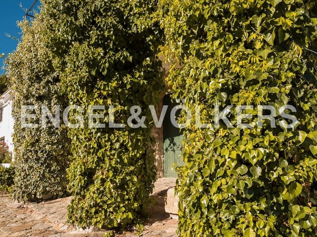 13 bedroom Finca/Country House for sale in Segorbe with pool garage - € 747,000 (Ref: 8235591)